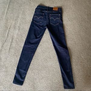 Levi’s Super Skinny Jeans Size W26 L30